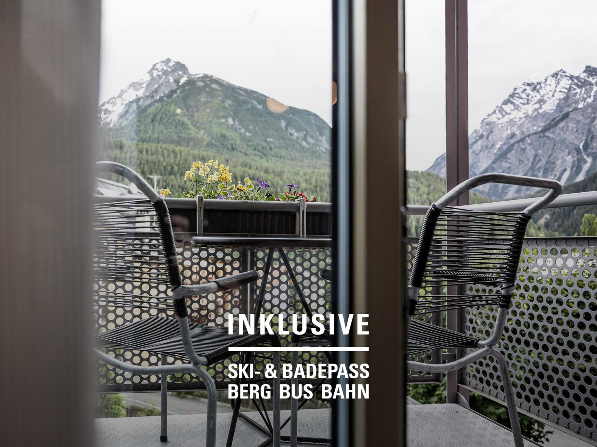 Badehotel Belvair Scuol Exterior photo