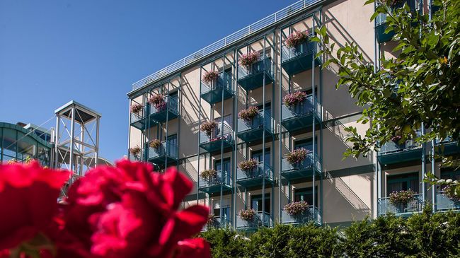 Badehotel Belvair Scuol Exterior photo